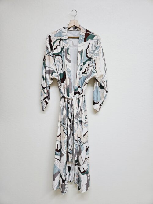 Kirju kimono