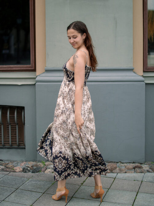 Kirju õlapaeltega kleit - Image 3