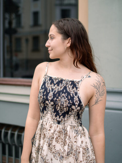 Kirju õlapaeltega kleit - Image 4