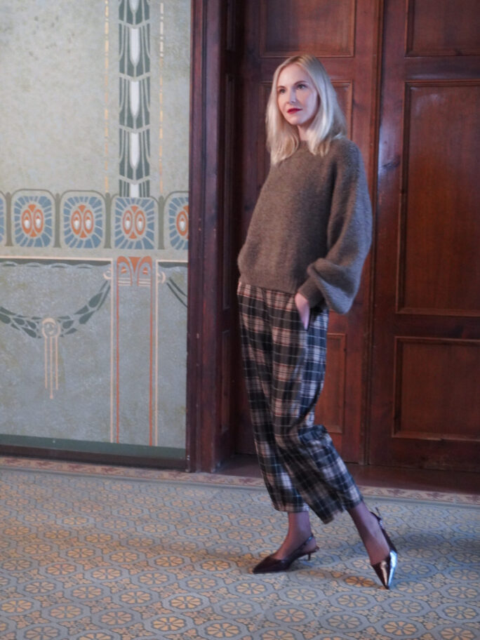 Laiade varrukatega kampsun