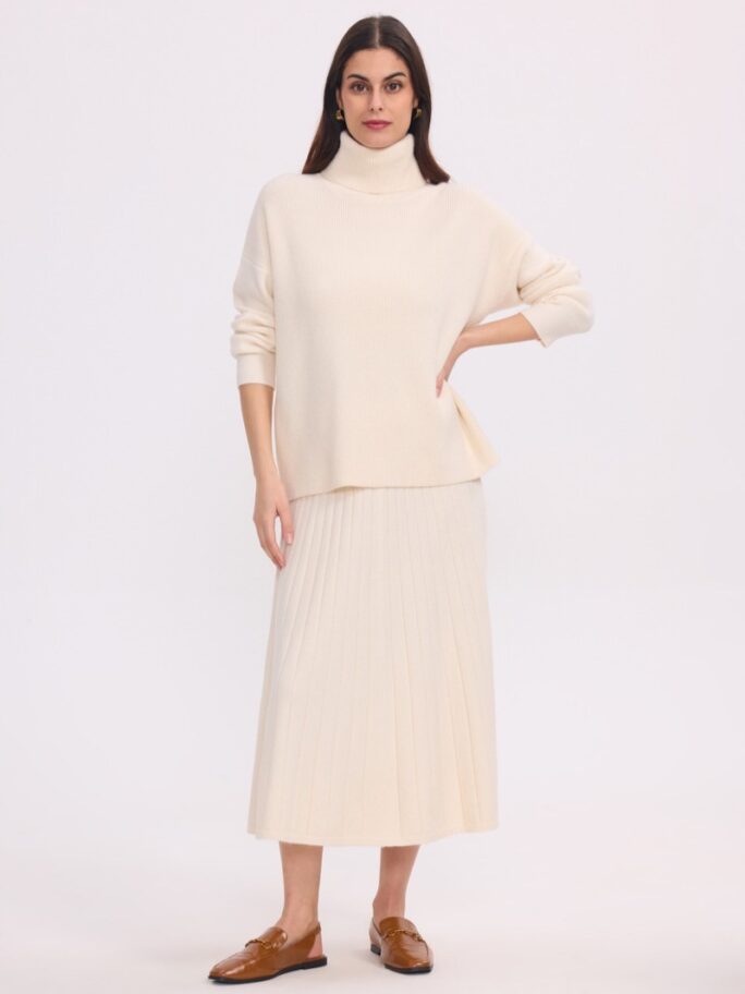 Kõrge kraega kampsun