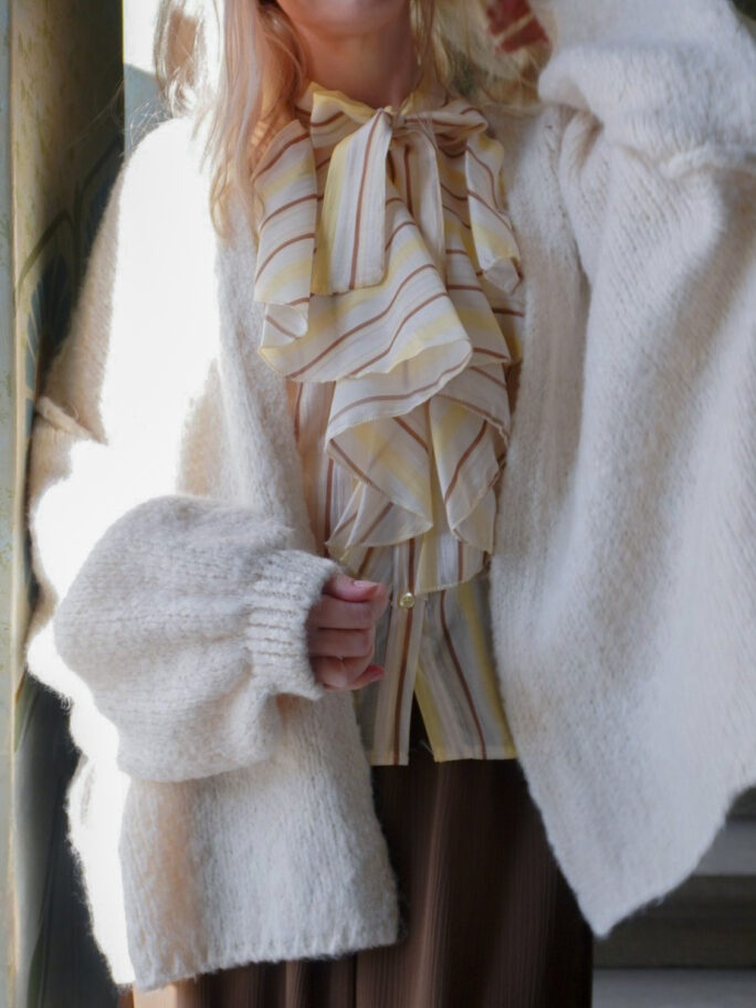 Avar mohäärisegune villane kardigan