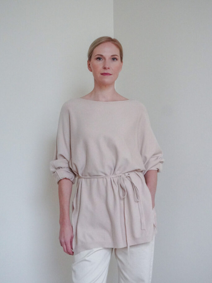 õhuke vööga kampsun