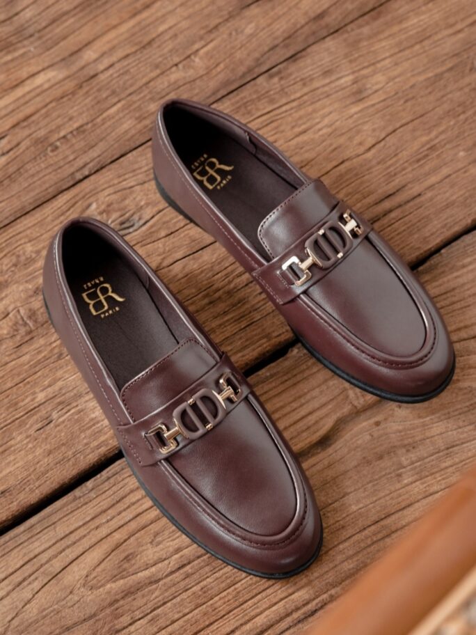 Tumepunased loafersid