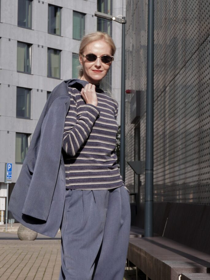 Triibuline särk